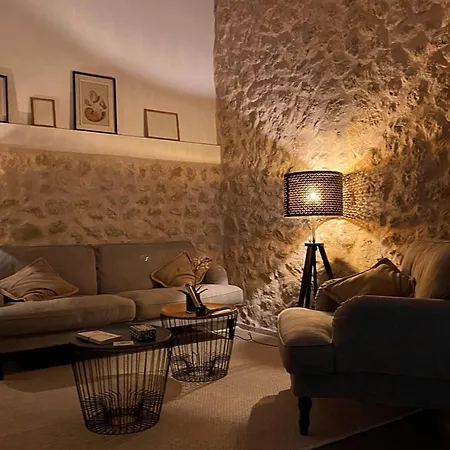 Elegant Town House In 2 Bedrooms Roser Vell Located In Heart Of Old Town * Pollenca