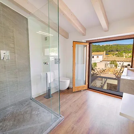 Vila Elegant Town House In 2 Bedrooms Roser Vell Located In Heart Of Old Town Pollença