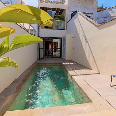 Elegant Town House In 2 Bedrooms Roser Vell Located In Heart Of Old Town Vila