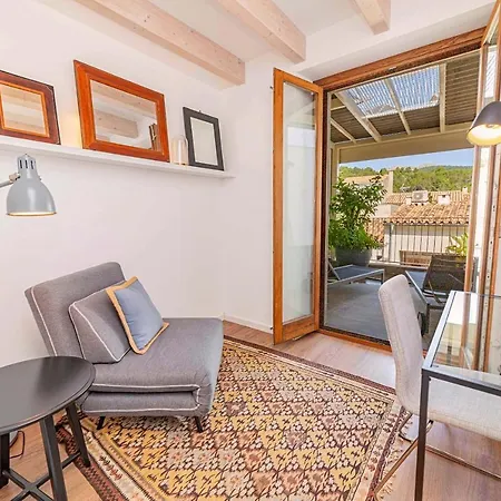 Vila Elegant Town House In 2 Bedrooms Roser Vell Located In Heart Of Old Town *