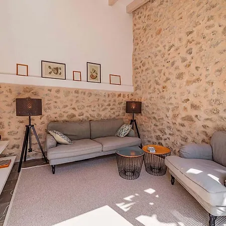 Vila Elegant Town House In 2 Bedrooms Roser Vell Located In Heart Of Old Town *