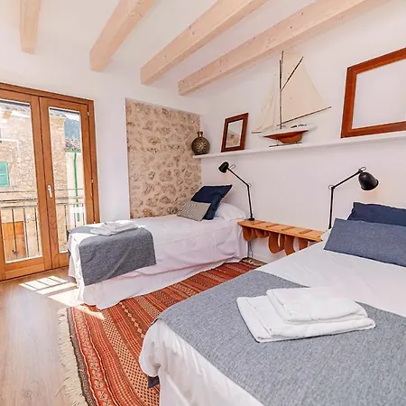 Elegant Town House In 2 Bedrooms Roser Vell Located In Heart Of Old Town Vila *